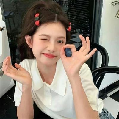 我的妈妈是校花 封面